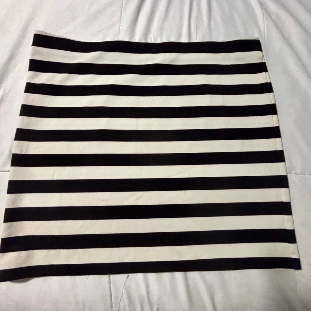 LOFT Black and White Striped Pencil Skirt